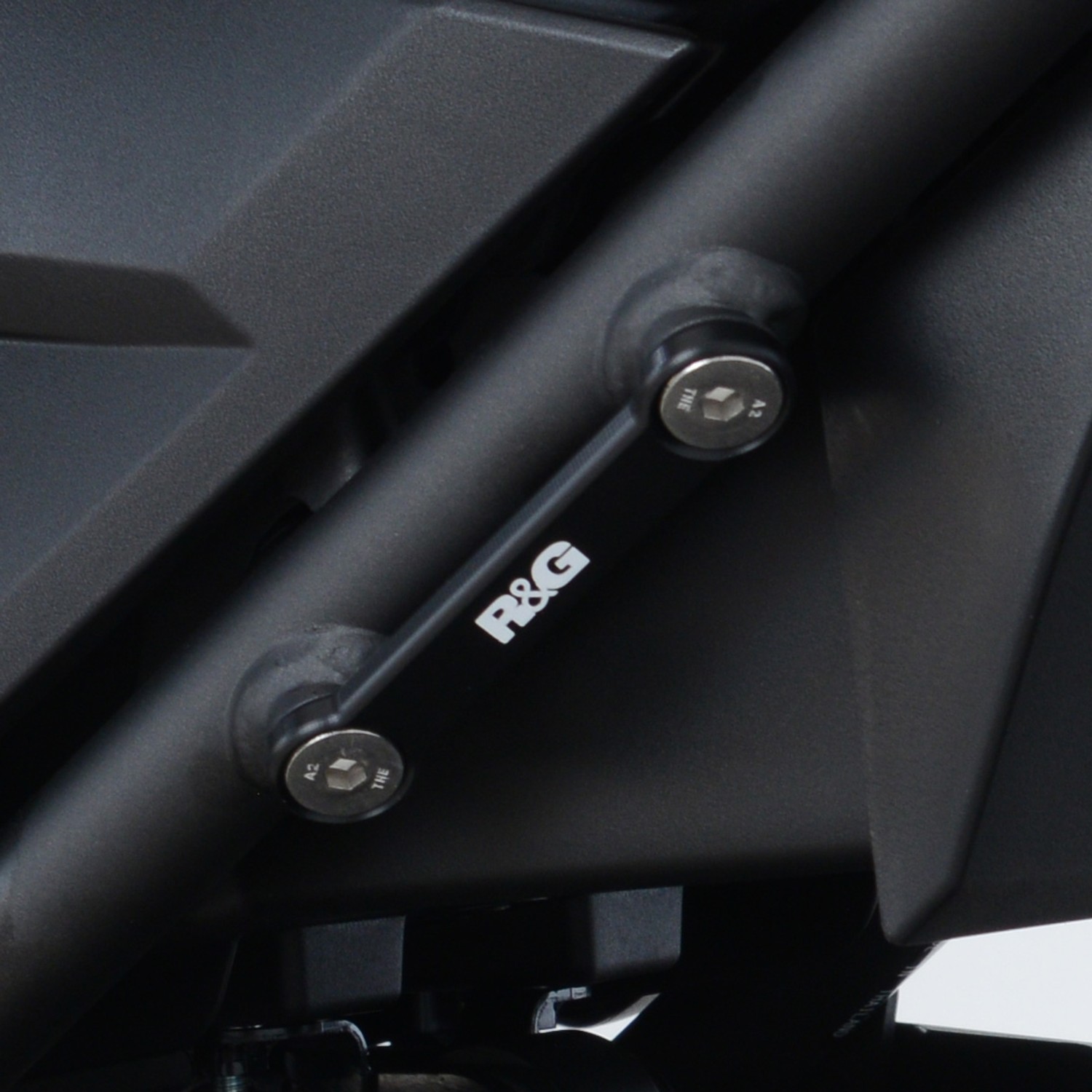 R&G Racing Rear Footrest Blanking Plate (Single) for the Kawasaki Ninja 400 '18-'22 / Z400 '19-'22 / Z250 '19-'21 / Ninja 250 '18-'19 R&G Racing Rear Footrest Blanking Plate (Single) for the Kawasaki Ninja 400 '18-'22 / Z400 '19-'22 / Z250 '19-'21 / Ninja 250 '18-'19